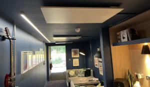 Wählen Sie XLS - Weißes rahmenloses Infrarot-Heizpaneel wie auf 'DIY SOS' abgebildet