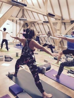 Heißes Yoga Studio