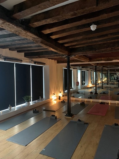 “Einfach fabelhaft” Hot Yoga Heizung