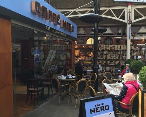 Caffe nero von Herschel erhitzt